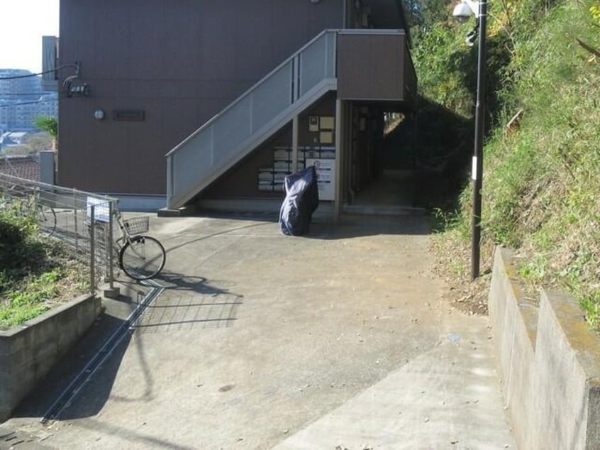  横須賀線/保土ケ谷駅 徒歩10分 1階 築13年