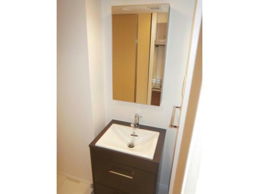  横須賀線/保土ケ谷駅 徒歩5分 2階 築11年