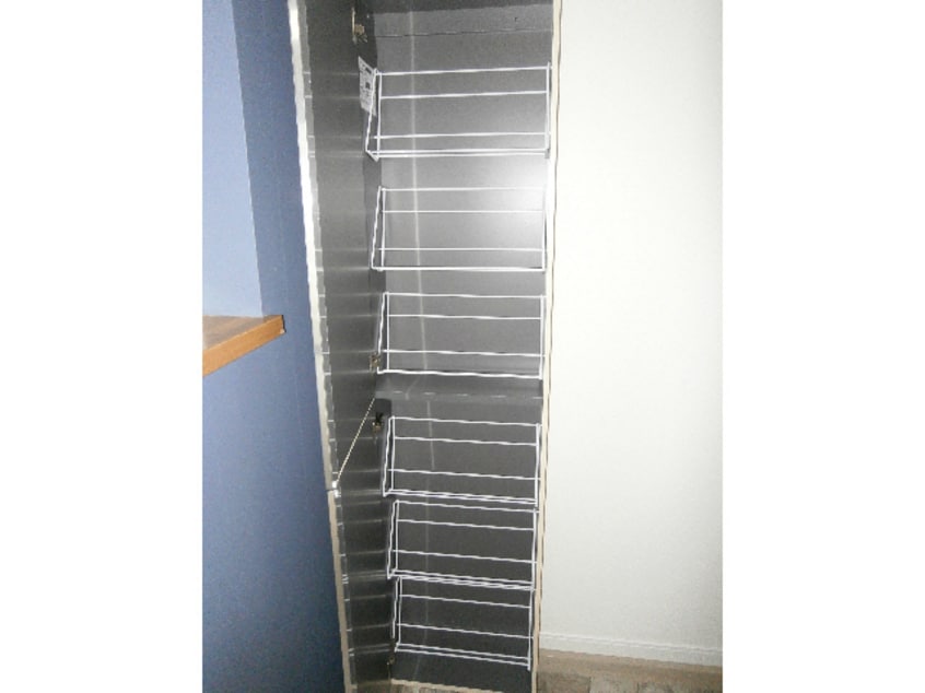 シューズボックス 横須賀線/保土ケ谷駅 徒歩10分 1階 築10年