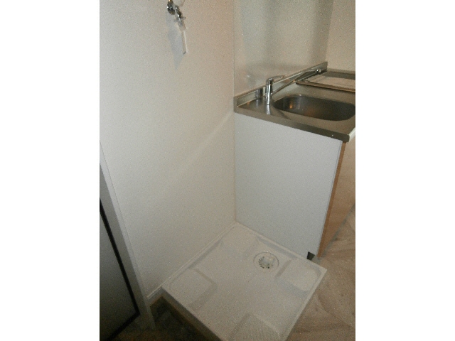 室内洗濯機置場 横須賀線/保土ケ谷駅 徒歩10分 1階 築10年