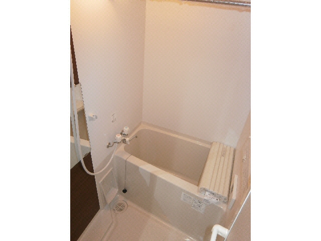 バス／シャワールーム等 横須賀線/保土ケ谷駅 徒歩13分 3階 築9年