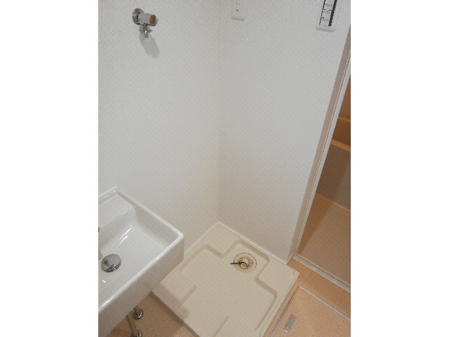 洗濯機置場 横須賀線/保土ケ谷駅 徒歩13分 3階 築9年