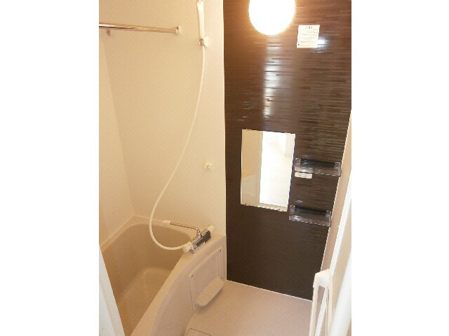 浴室 横須賀線/保土ケ谷駅 徒歩10分 1階 築9年