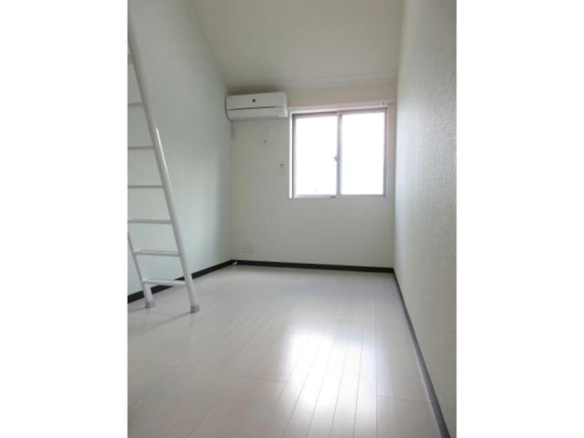  横須賀線/保土ケ谷駅 徒歩10分 2階 築8年