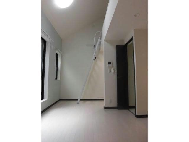  横須賀線/保土ケ谷駅 徒歩5分 2階 築8年