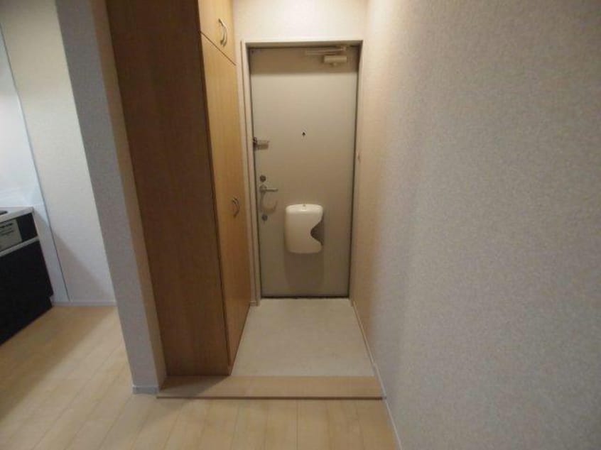  横須賀線/保土ケ谷駅 徒歩27分 2階 築7年