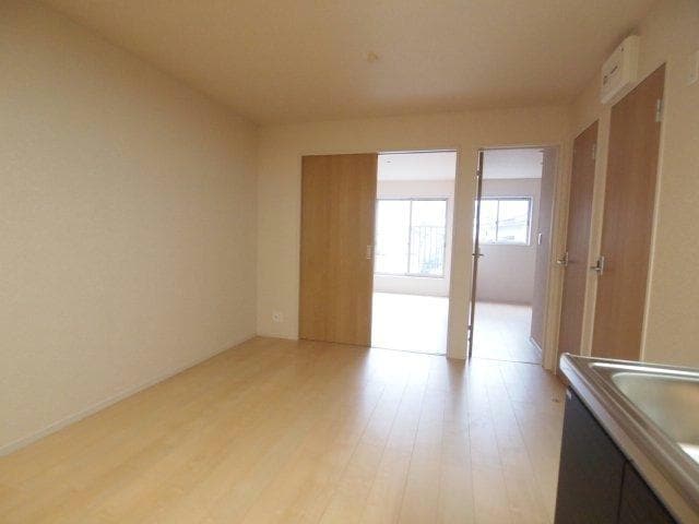  横須賀線/保土ケ谷駅 徒歩27分 2階 築7年