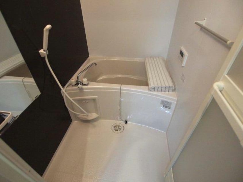  横須賀線/保土ケ谷駅 徒歩27分 2階 築7年