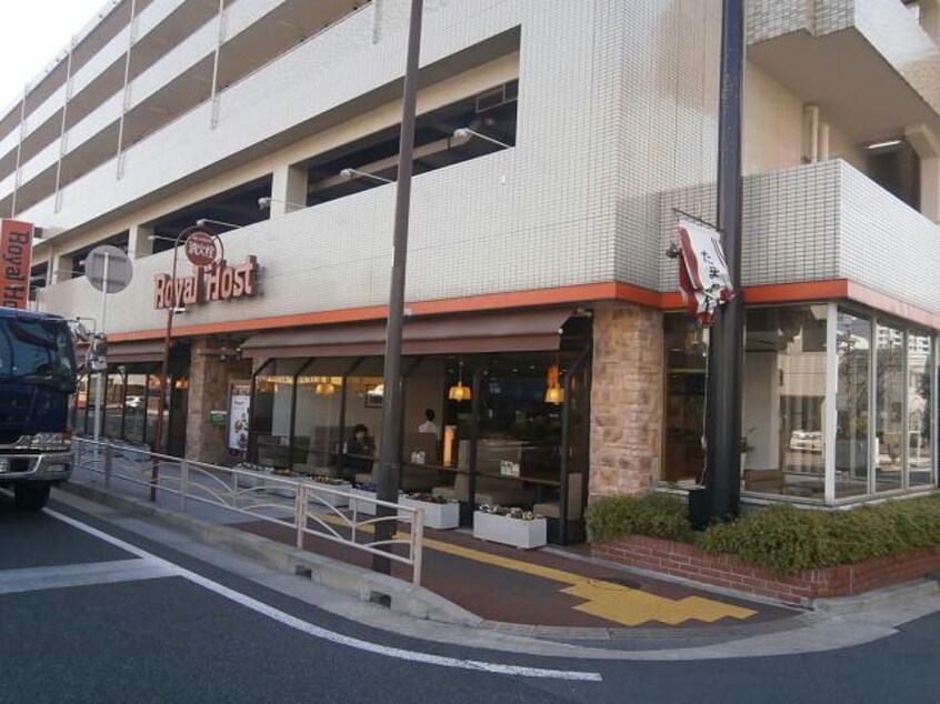 ロイヤルホスト洪福寺店(その他飲食（ファミレスなど）)まで368m 相鉄本線/天王町駅 徒歩8分 1階 築5年