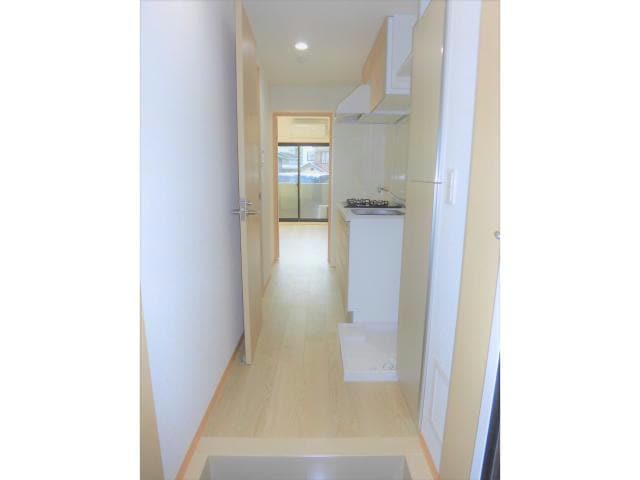  横須賀線/保土ケ谷駅 徒歩8分 3階 築6年