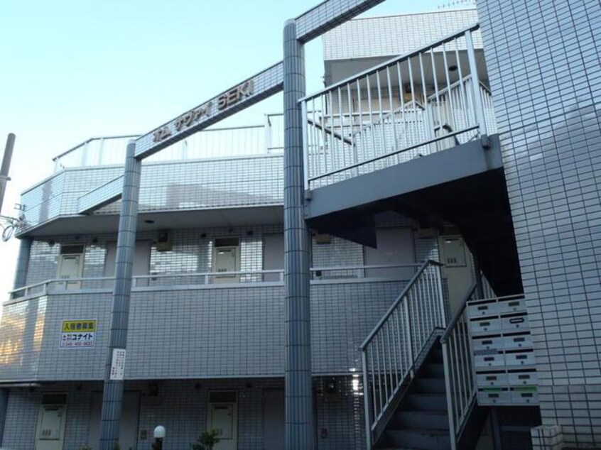  横浜市営地下鉄ブルーライン/横浜駅 徒歩22分 1階 築32年