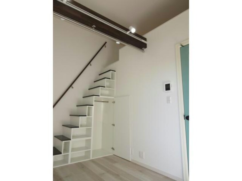  相鉄本線/星川駅 徒歩9分 1階 築5年