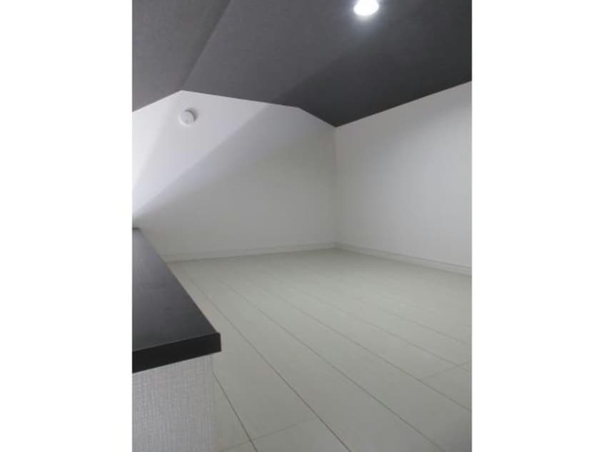  横須賀線/保土ケ谷駅 徒歩12分 2階 築4年