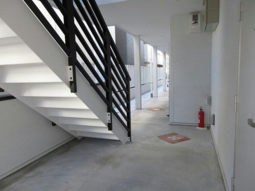  相鉄本線/西横浜駅 徒歩5分 1階 築3年