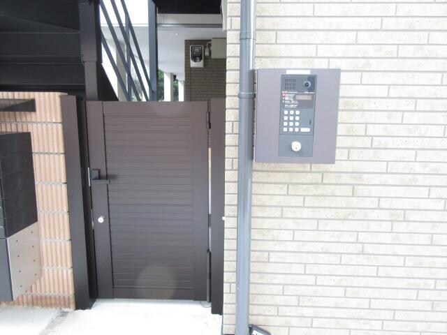  相鉄本線/星川駅 徒歩12分 1階 築1年