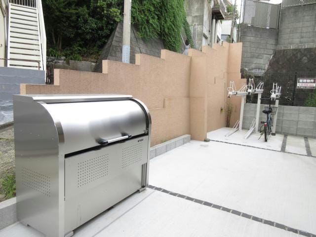  相鉄本線/星川駅 徒歩12分 1階 築1年