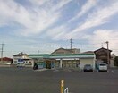 ファミリーマート御津町野々口店(コンビニ)まで2208m ベントルナータ　Ａ