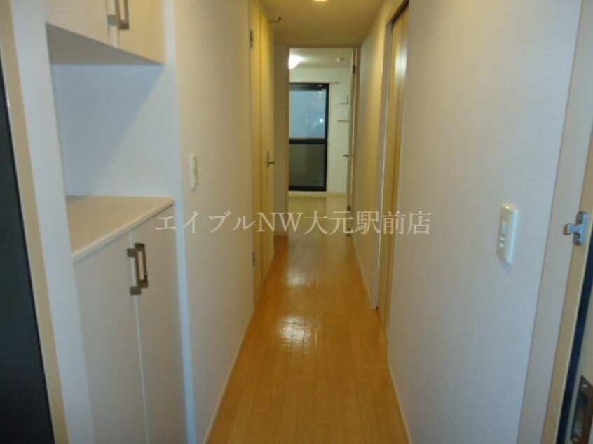 玄関（イメージ） ルナロベリア