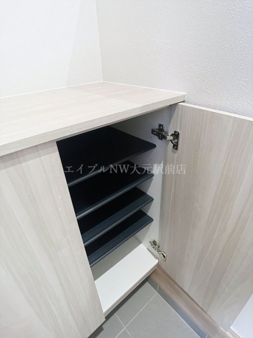  メゾンｙａｓｕｉ　B