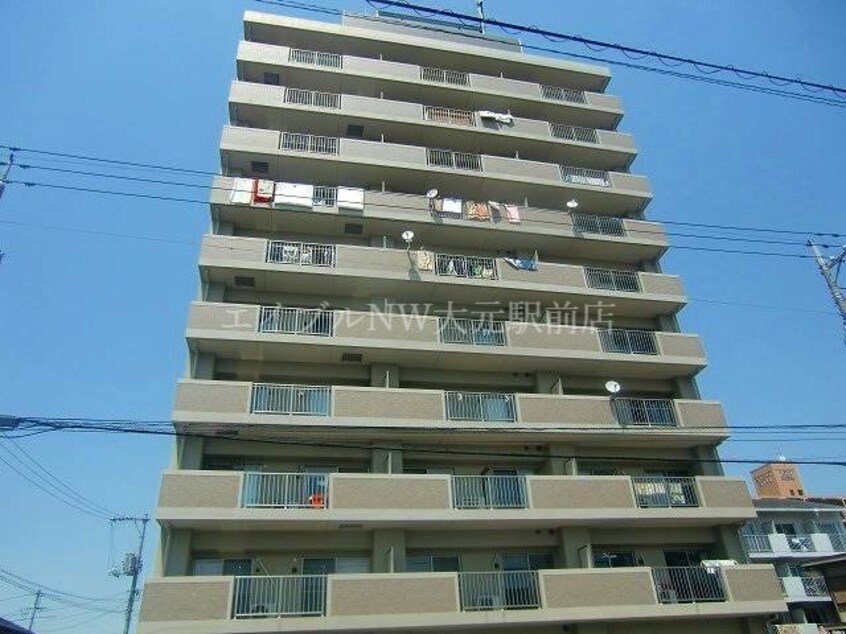 外観 ル・サンク西市