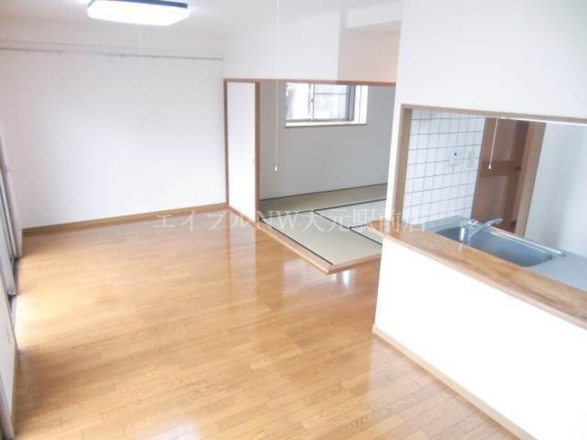 リビング１５，５帖 スカイパレス高柳
