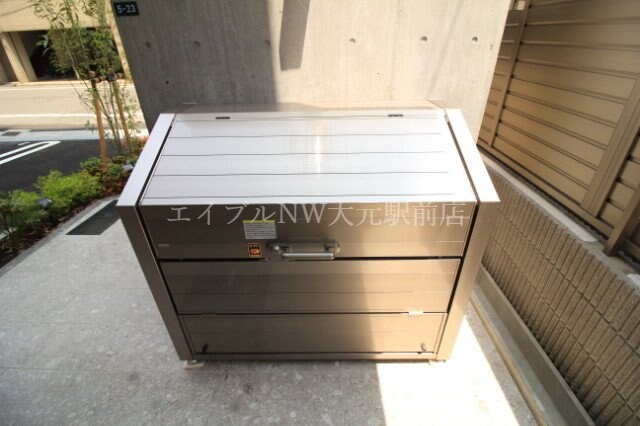  La neige　中山下