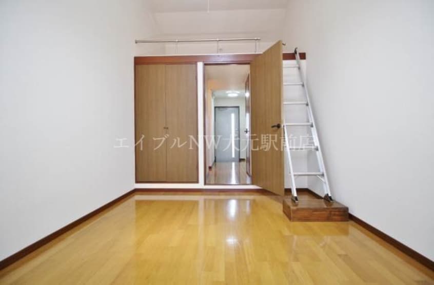 洋室 ベルハイツ