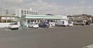 ファミリーマート岡山万倍店(コンビニ)まで739m シャーメゾン・エレガンス　壱番館