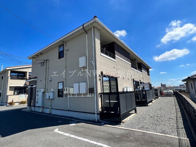  ラ・ベルコリーヌＢ