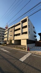 シャーメゾン上中野の外観