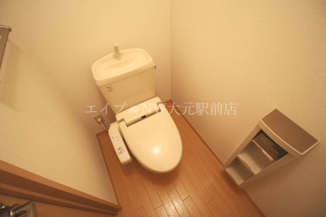  シャーメゾン　ブローディア