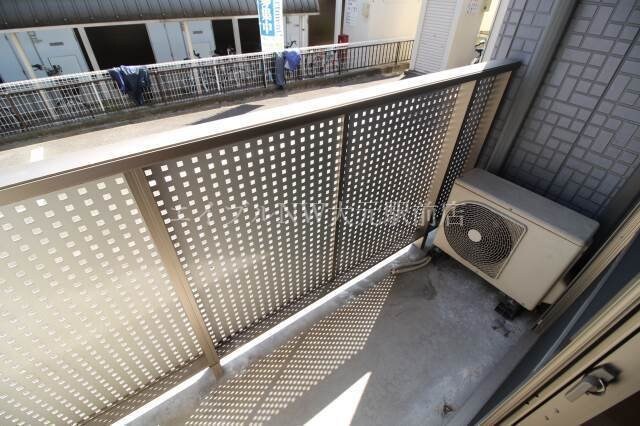  シャーメゾン　ブローディア