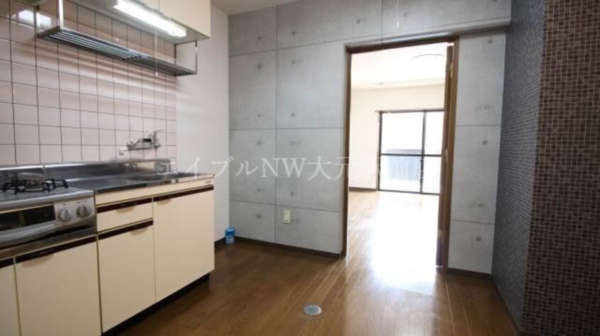 ダイニングキッチン サニーコスモⅡ