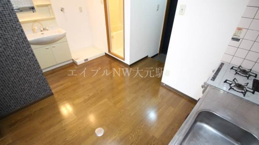 ダイニングキッチン サニーコスモⅡ