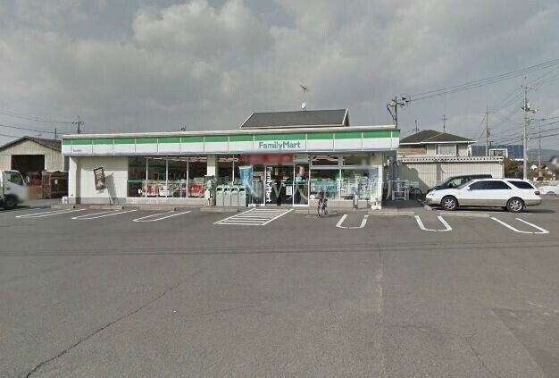 ファミリーマート岡山今七丁目店(コンビニ)まで291m フェルメール　クロズミ