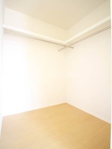 ウォークインクローゼット エスド・クーポラB