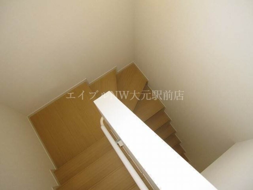 階段 エスド・クーポラB