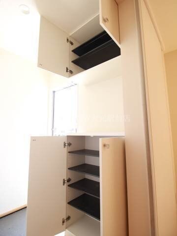 シューズＢＯＸ エスド・クーポラB