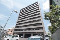 ロイヤルガーデン伊福町