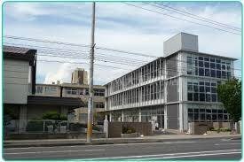 岡山市立西小学校(小学校)まで358m プレステージ