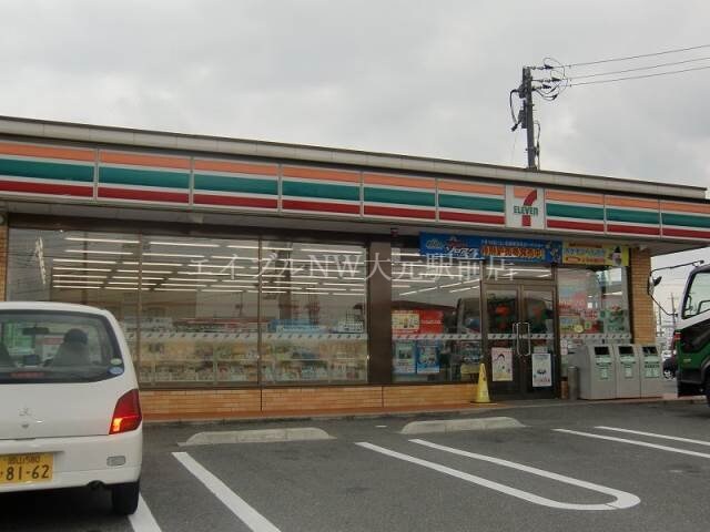 セブンイレブン岡山西辛川店(コンビニ)まで358m クラヴィエ一宮　B棟