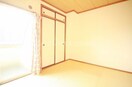 寝室 フレンズ東古松