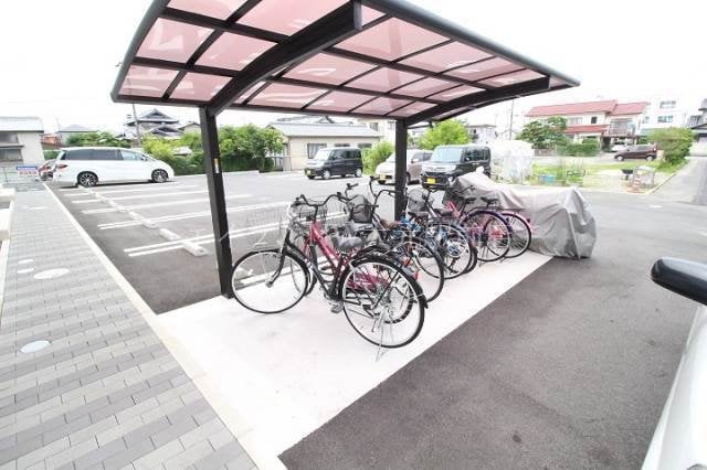  エルメゾン撫川