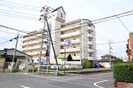 コロニアルリビング西島田ウエストタワーの外観