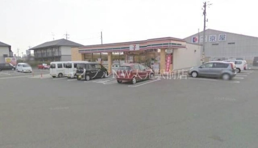 セブンイレブン岡山西市駅前店(コンビニ)まで336m South in 西市