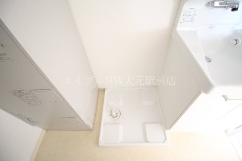  ウィンクルム東古松B棟