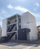 パインウエストの外観