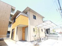 エスド・クーポラ