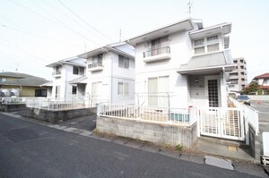 新保タウンハウス　中