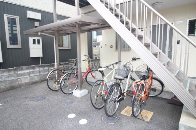  ウッディバード　A棟